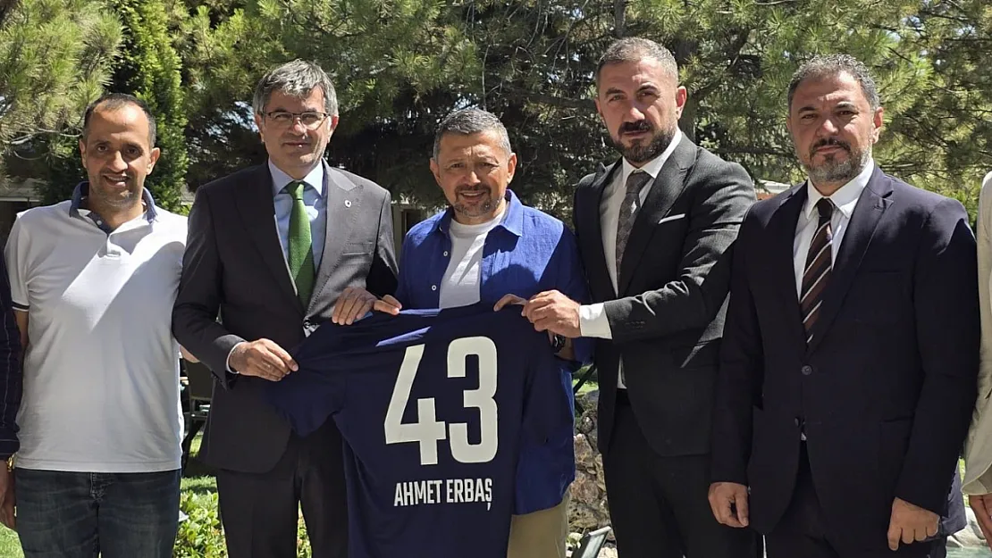 Milletvekili Ahmet Erbaş'tan Kütahyaspor'a 1 Milyon TL Destek