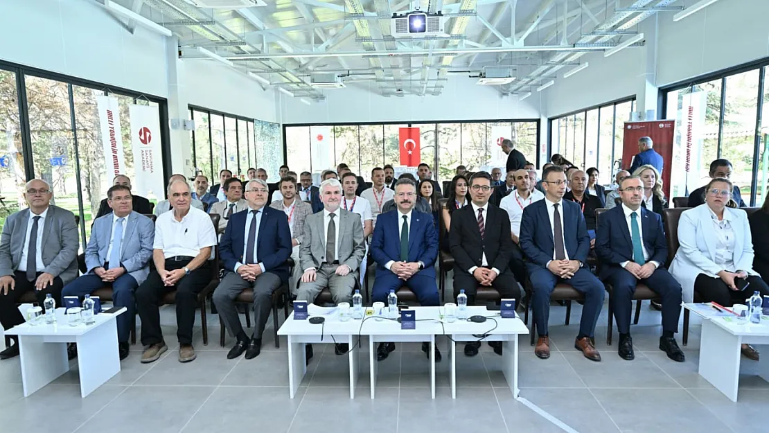 Milli Yetkinlik Hamlesi Projesi 'ELMAS' Programı Çerçevesinde Çalıştay Düzenlendi
