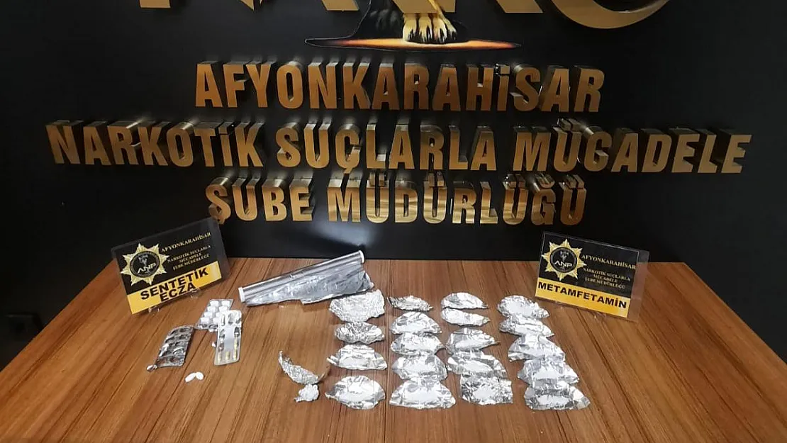 Motorun buji yuvasına zulalanan uyuşturucu narkotik köpeği yakaladı