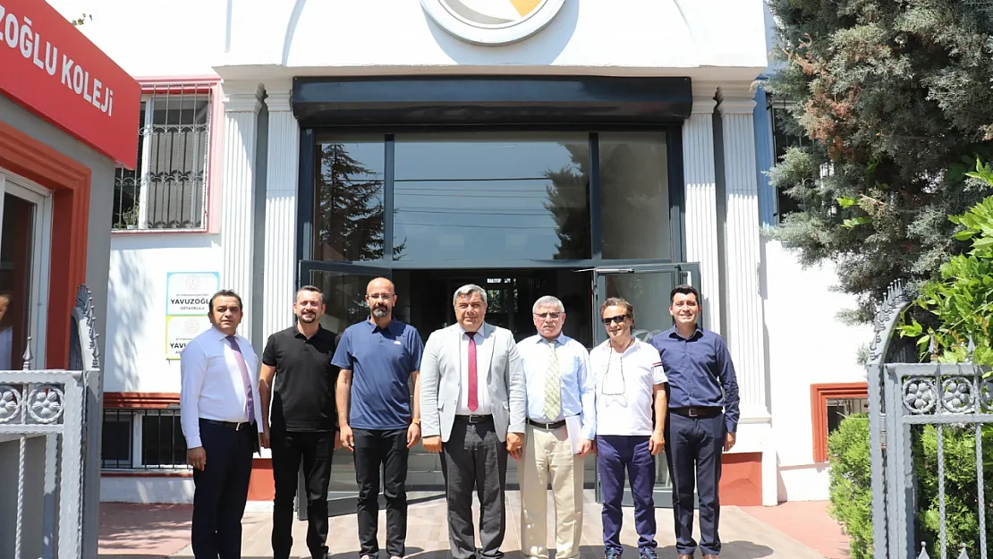 Müdür Sünnetci'den Şampiyonların Okullarına Teşekkür