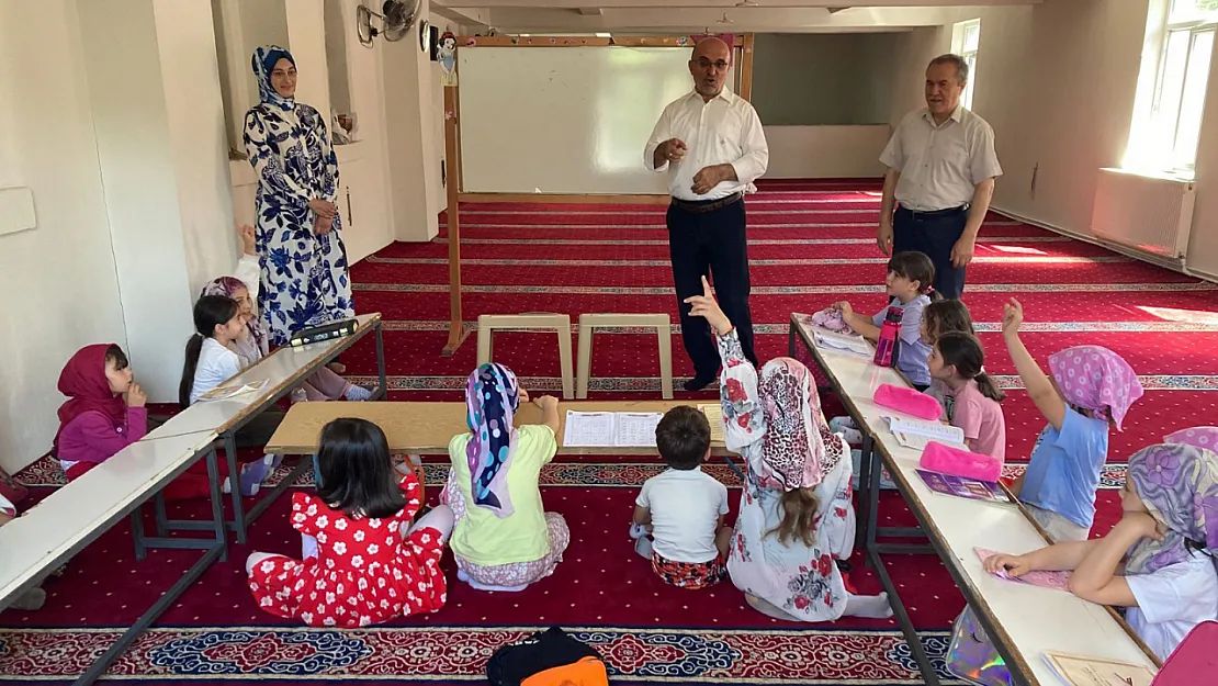 Müftü İmamoğlu, Kur'an Kursiyerlerini Ziyaret Etti