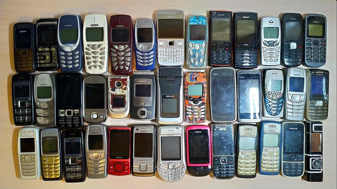 Nokia Tasarım Arşivi Hayata Geçti: 1990'lardan 2017'ye Uzanan Yaratıcı Projeler