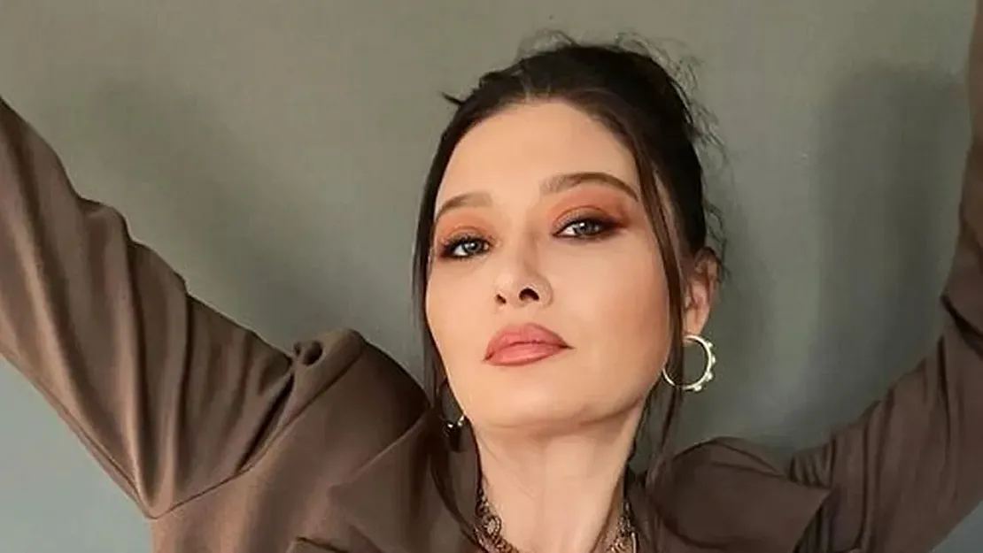 Nurgül Yeşilçay'dan Yeni Yıl Mesajı ve Tavuk Tarifi