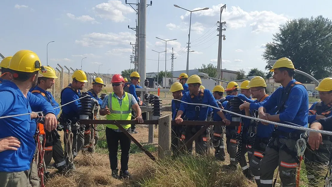 OEDAŞ 800'ün üzerinde saha çalışanına iş sağlığı ve güvenliği eğitimi veriyor