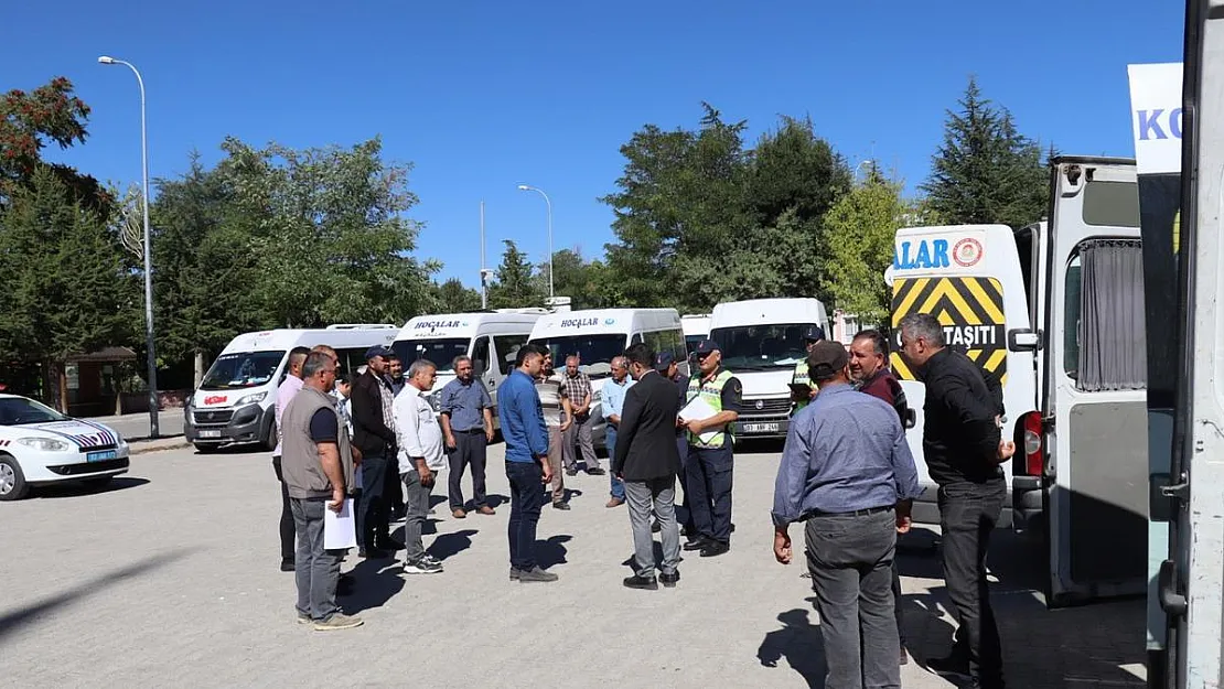 Öğrenci servis araçları denetlendi