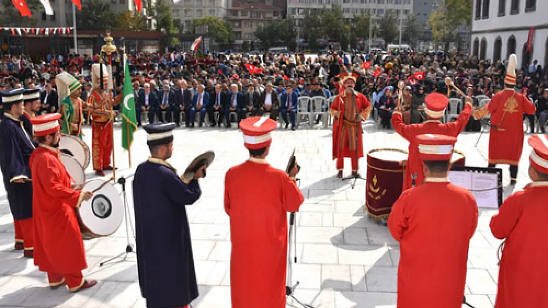 Önder İmam Hatiplilerden Mehmetçiğe asker selamlı destek