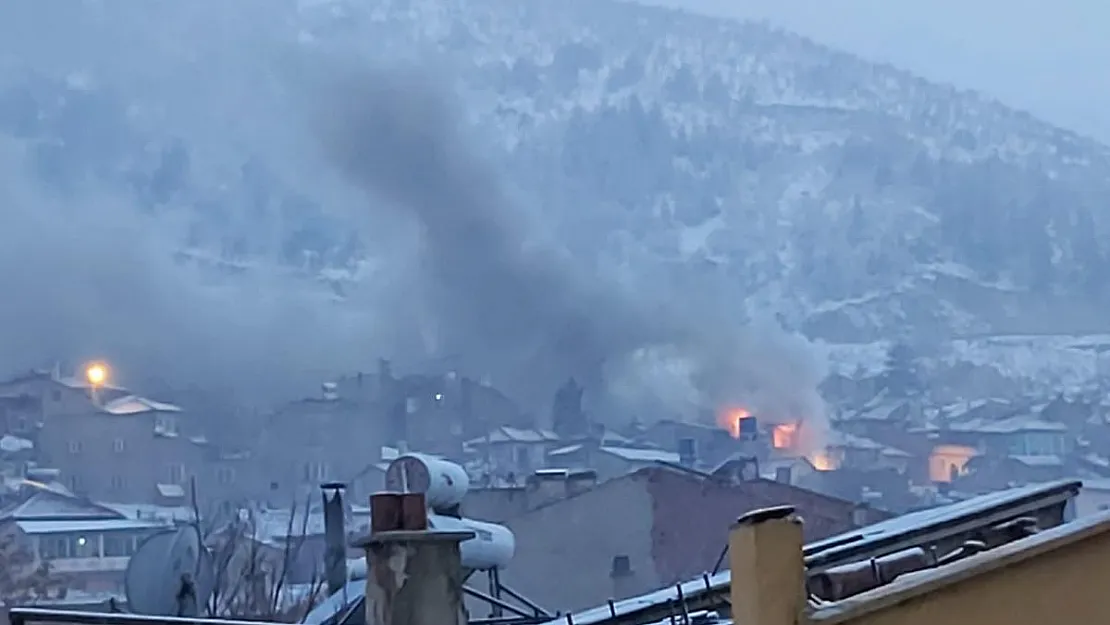 Örenbağ’da yangın