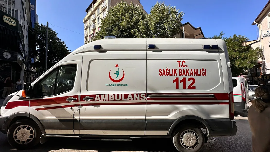 Otomobilin Çarptığı Yaya Yaralandı