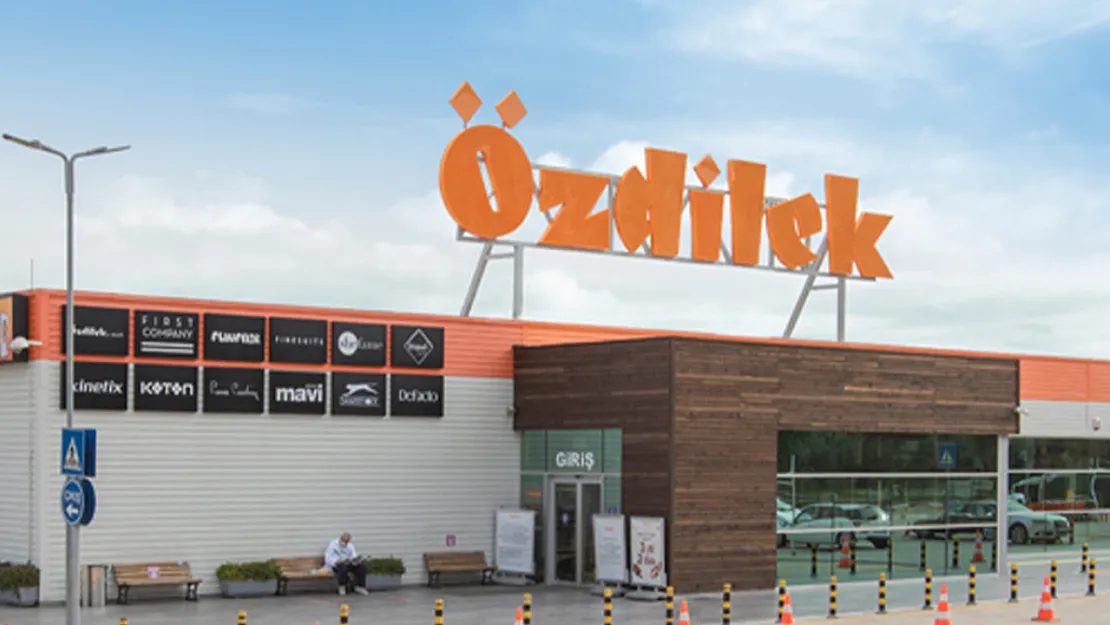 Özdilek'ten öğrencilere karne hediyesi – Kocatepe Gazetesi