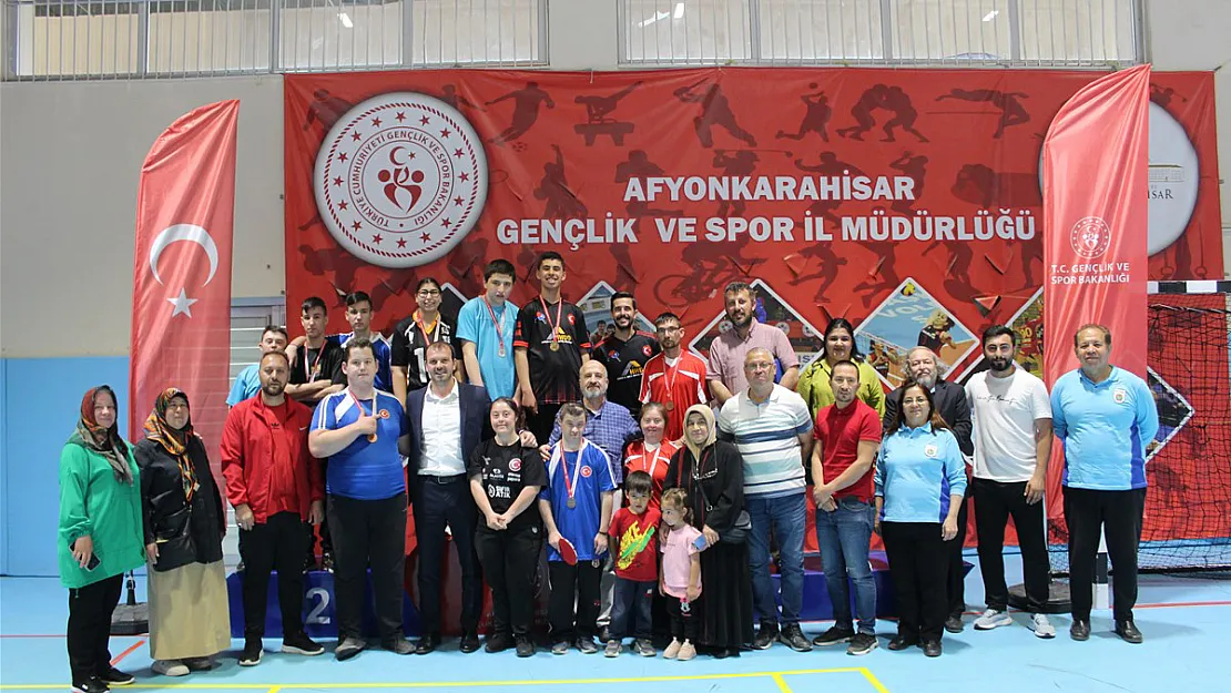 Özel Sporculara Özel Turnuva Yapıldı