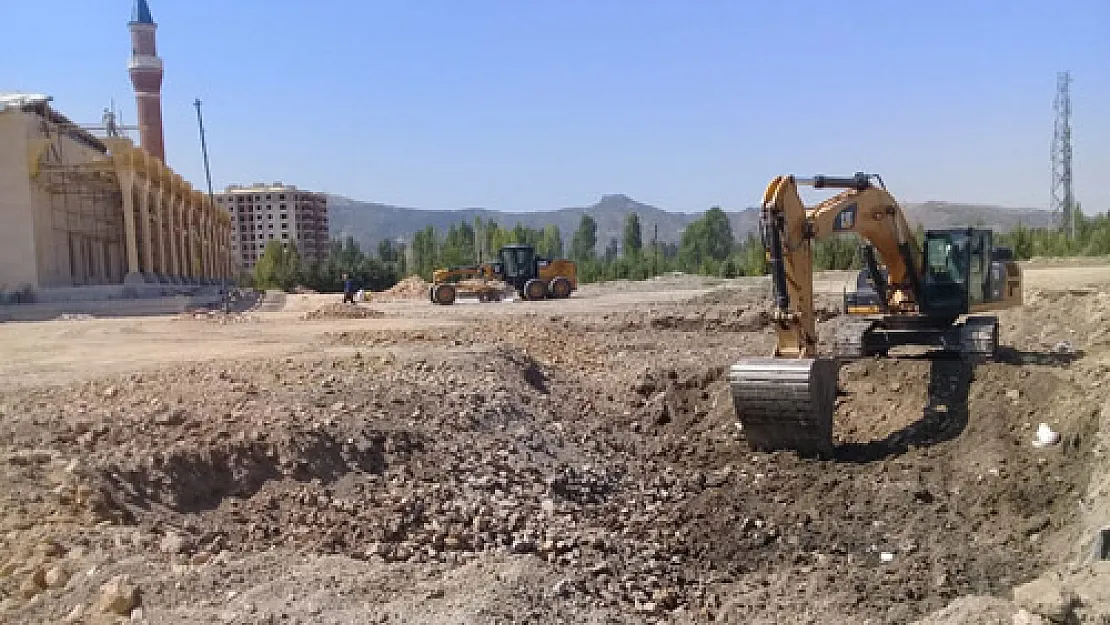 Paşa Camii’nde sıra çevre düzenlemesinde