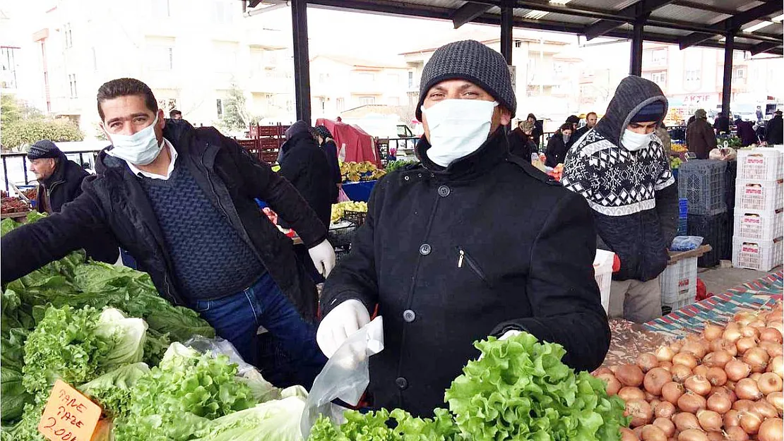 Pazarlarda giyim ve oyuncak satılmayacak, tezgahlar arası 3 metre olacak