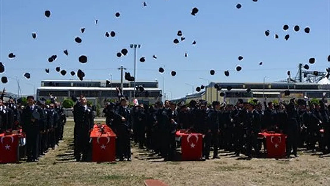 Polis adaylarının mezuniyet gururu – Kocatepe Gazetesi