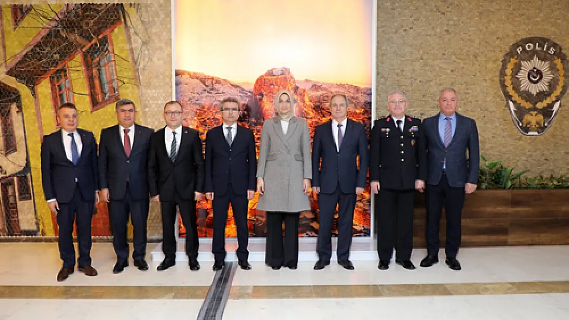 Polis Müfettişlerine Afyon'da Seminer Verildi