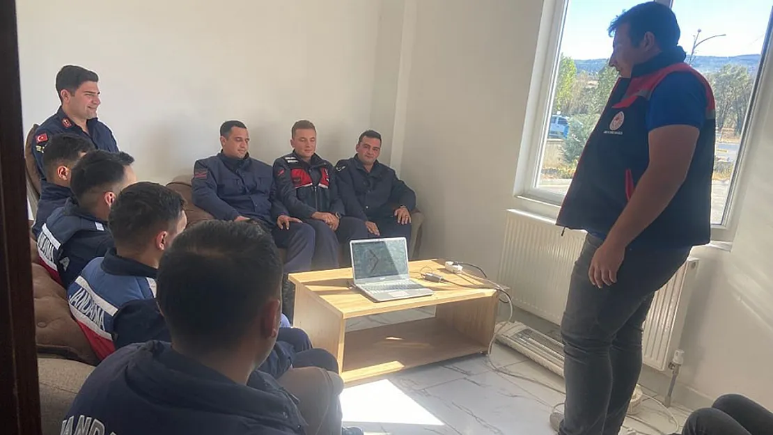 Polis Ve Jandarma Personeline Eğitim Verildi