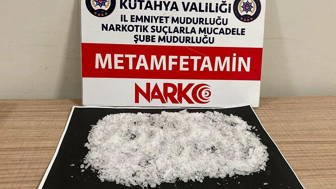 Polisin durdurduğu araçta metamfetamin ele geçirildi