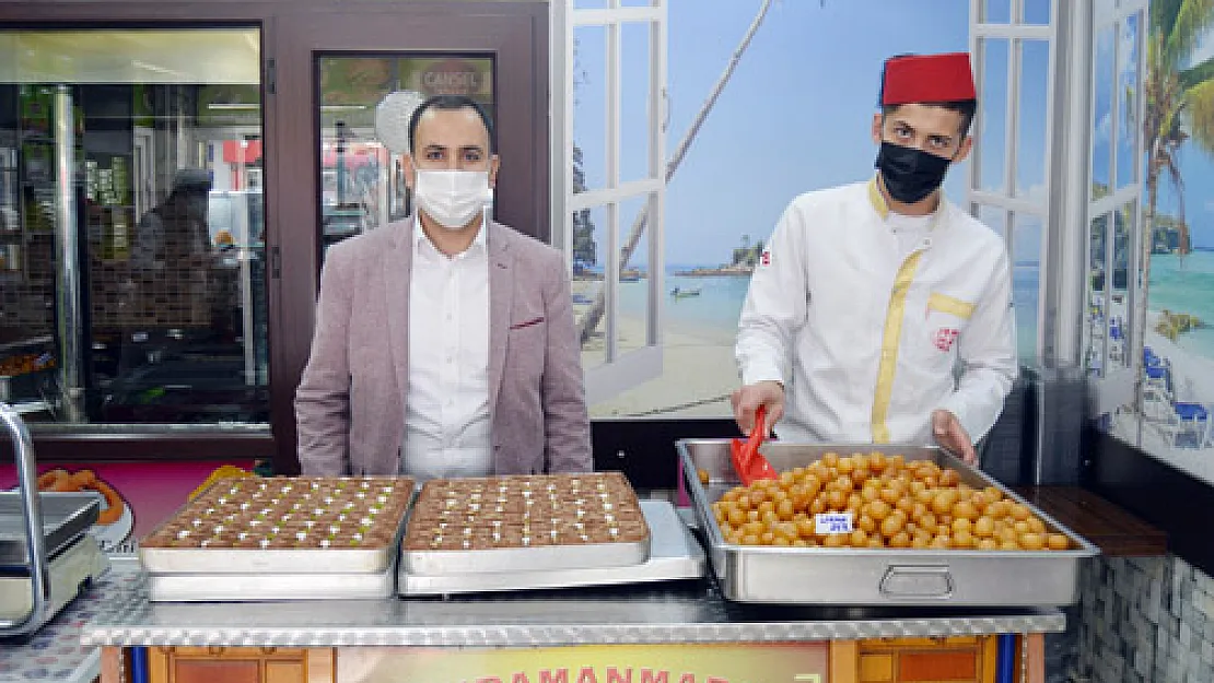 Ramazan ayında “güllaç” ile  “soğuk baklava” yoğun ilgi görüyor