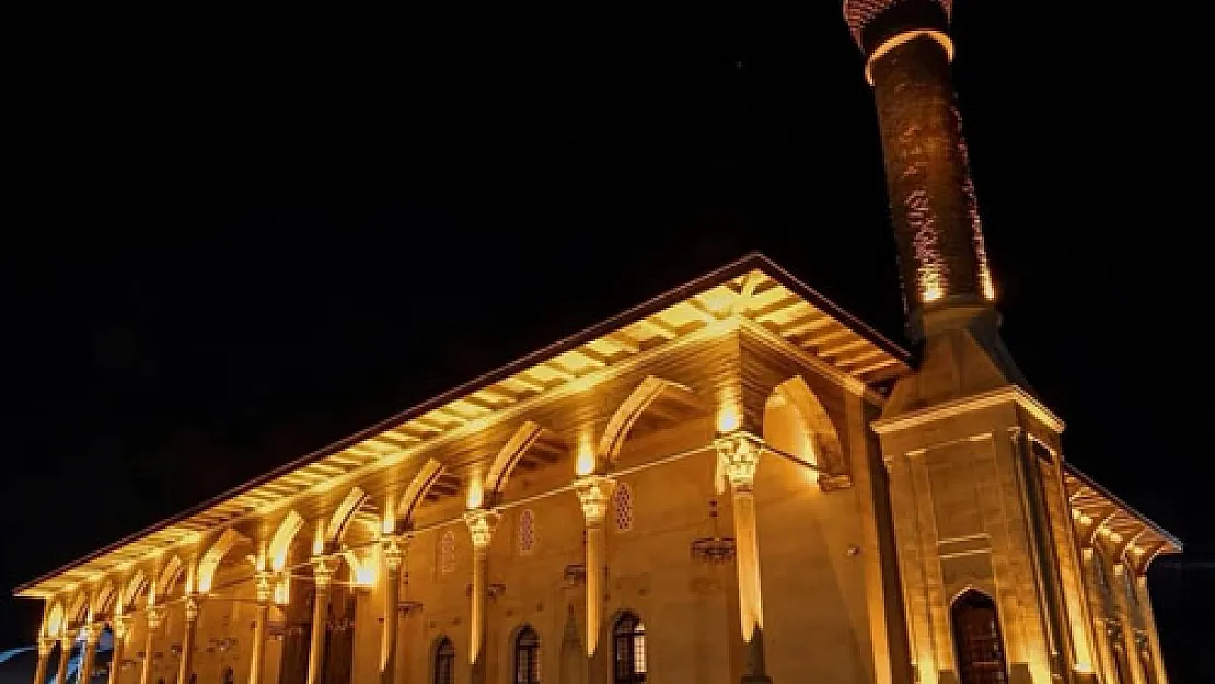 Regaib Kandili  programı Paşa Camii'nde