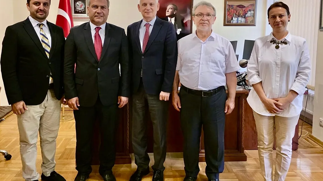 Rektör Adıgüzel, Eğitim Temaslarına Bulgaristan'da Devam Etti