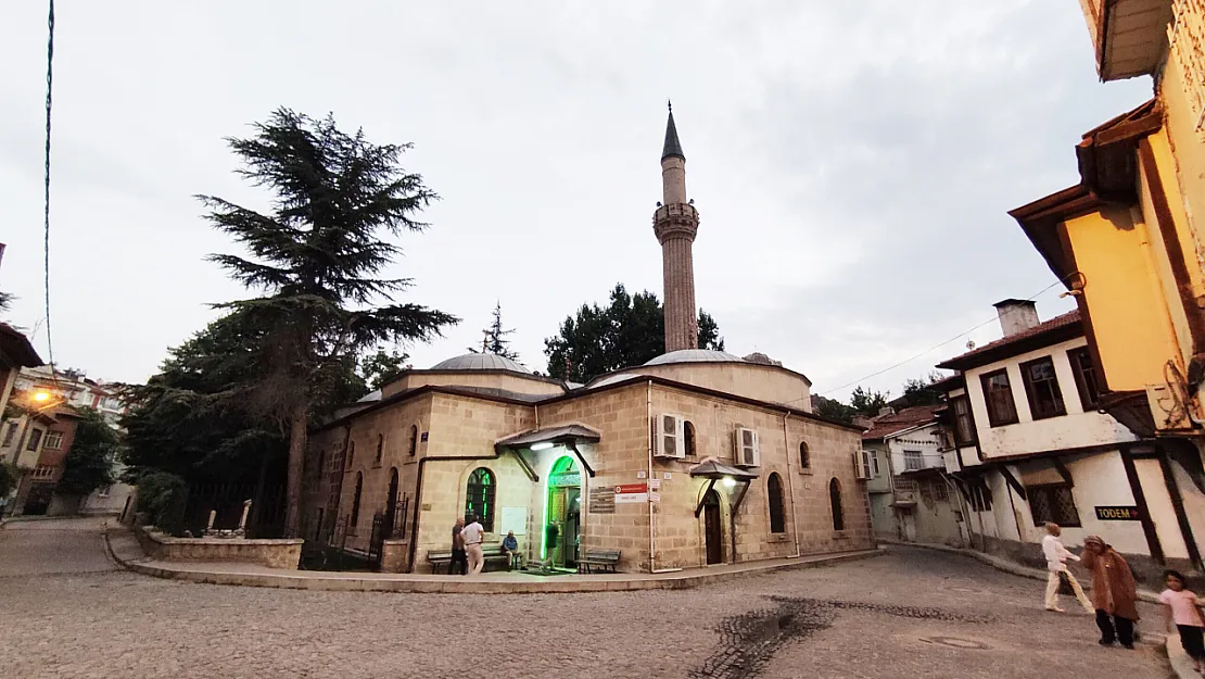 Sabah Namazı Buluşmasına Bursa'dan Özel Katılım