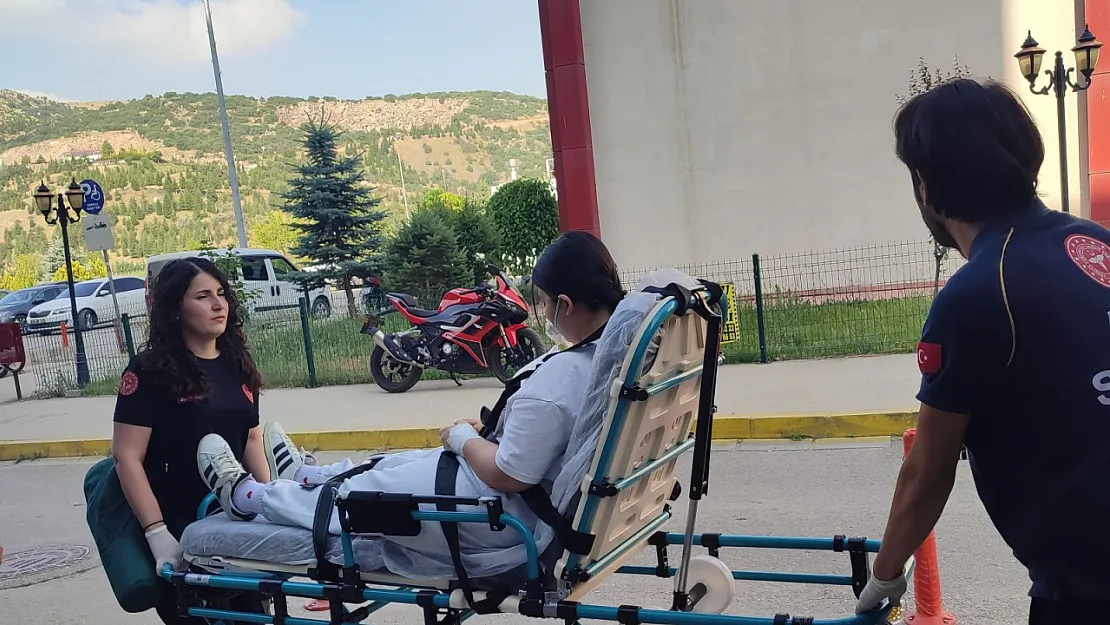 Sağlık Müdürlüğü Devreye Girdi, Sınava Ambulansla Götürüldü