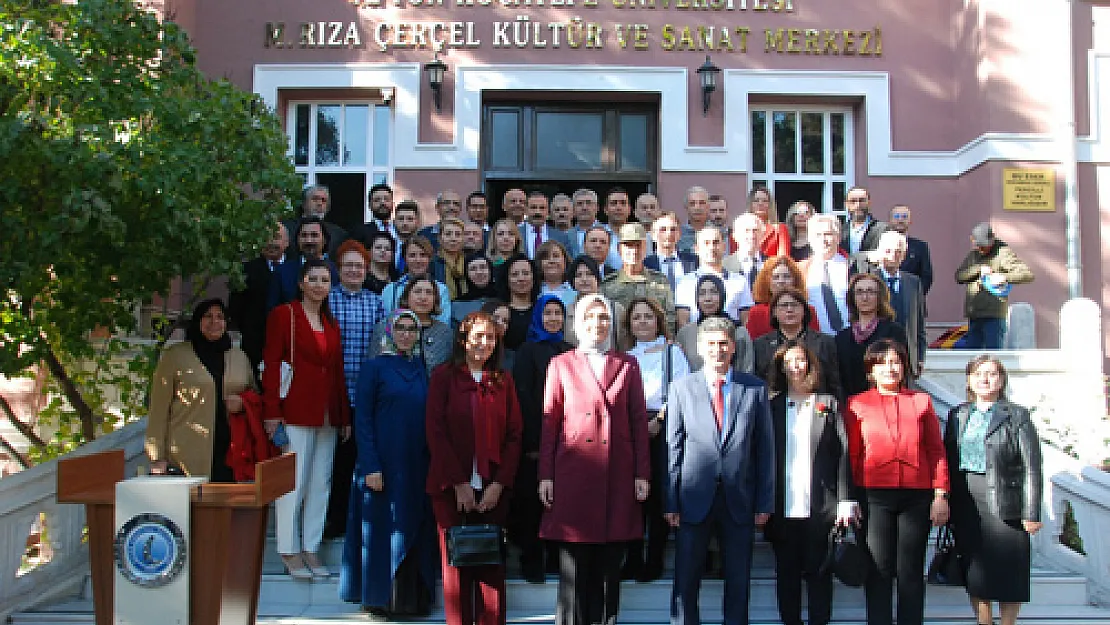 'Sanatçıların tarihe bakışı toplumun ruhuna dokunur'