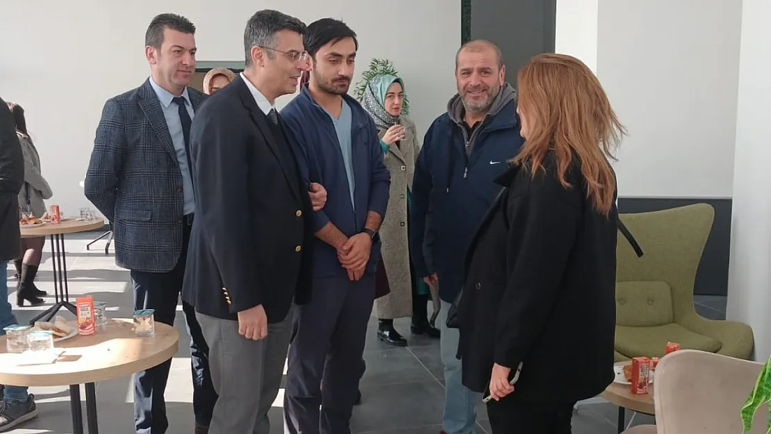 Sandıklı'da Hekimlere Özel Toplantı Düzenlendi