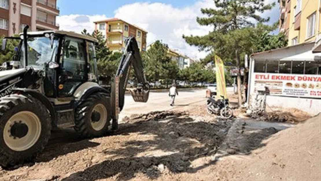 Sandıklı'da kaldırımlara yeniden düzenleme – Kocatepe Gazetesi