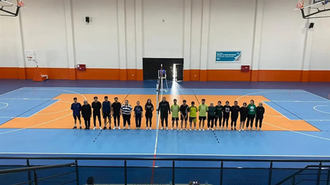 Sandıklı’da SUBYO Voleybol Turnuvası Başladı