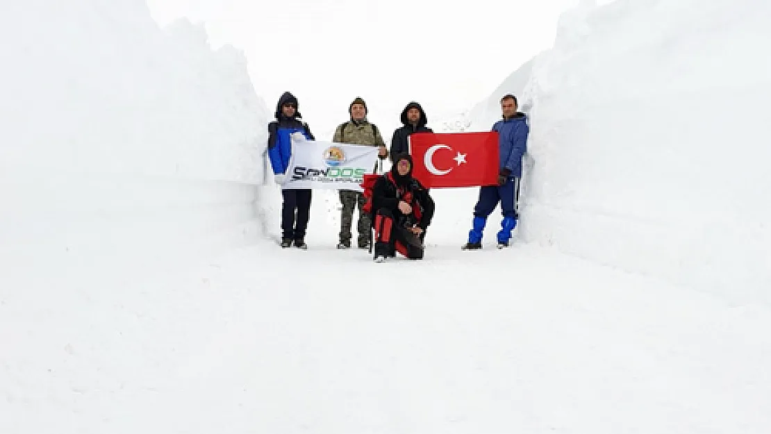 SANDOS karlarla kaplı Kumalar'a tırmandı