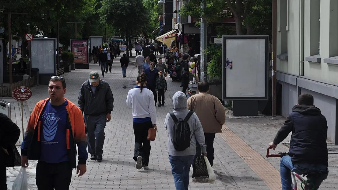 Seçimin sonuçlanmasıyla birlikte Eskişehir sokakları eski sakinliğine geri döndü