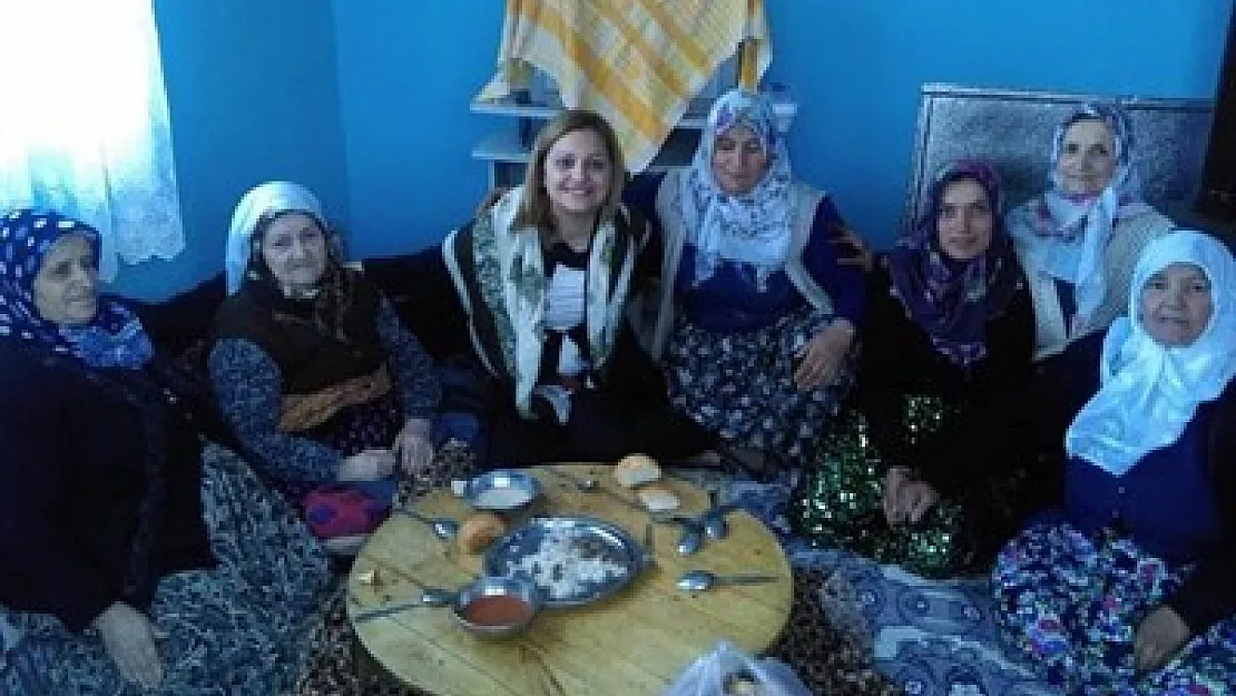 Sıkıntıları çözmek için vatandaşın ayağına gidiyoruz