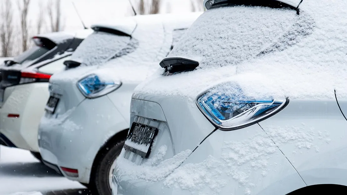 Soğuk Hava Elektrikli Araçları Nasıl Etkiliyor?