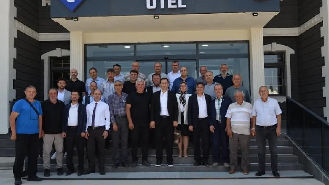 Söğüt Muhtarlarından Kaymakam Tuncer'e Veda Yemeği