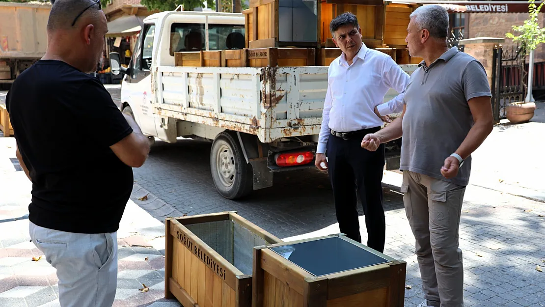 Söğüt'te çevre düzenlemesi sürüyor