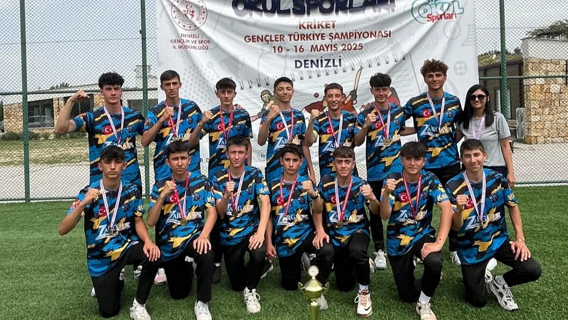 Spor Lisesi Tarih Yazdı