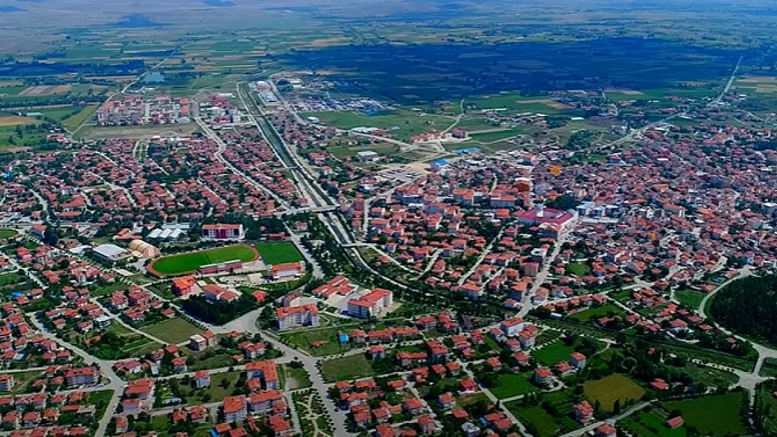 'Şuhut Halkının Hakkını Korumakla Yüklüyüm, Orta Yolu Bulacağız'