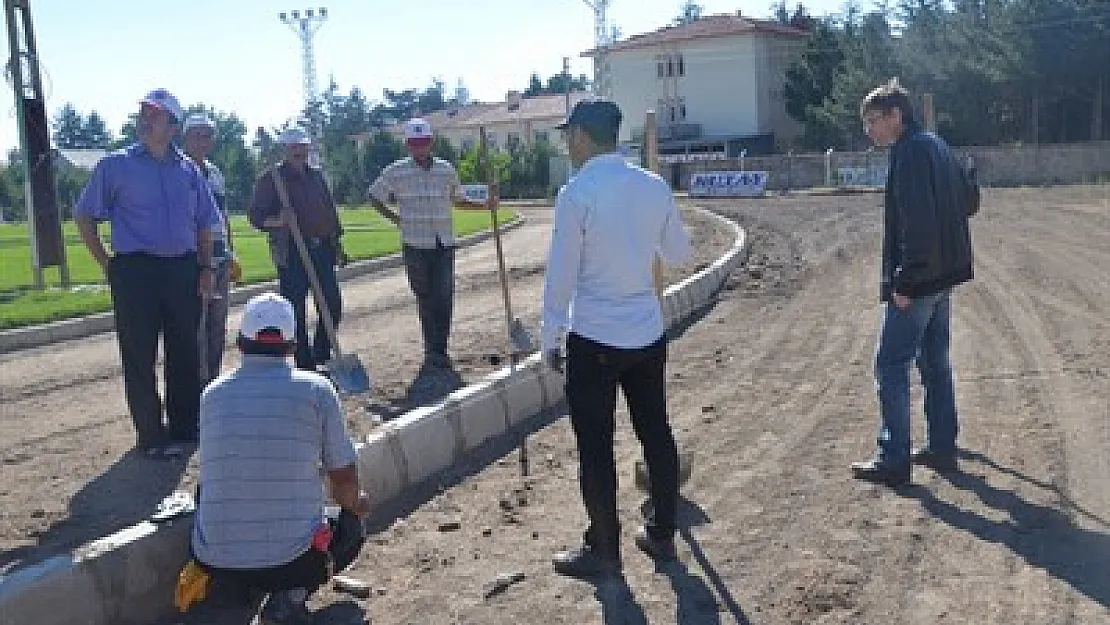 Şuhut Stadyumu'nda çalışmalar devam ediyor