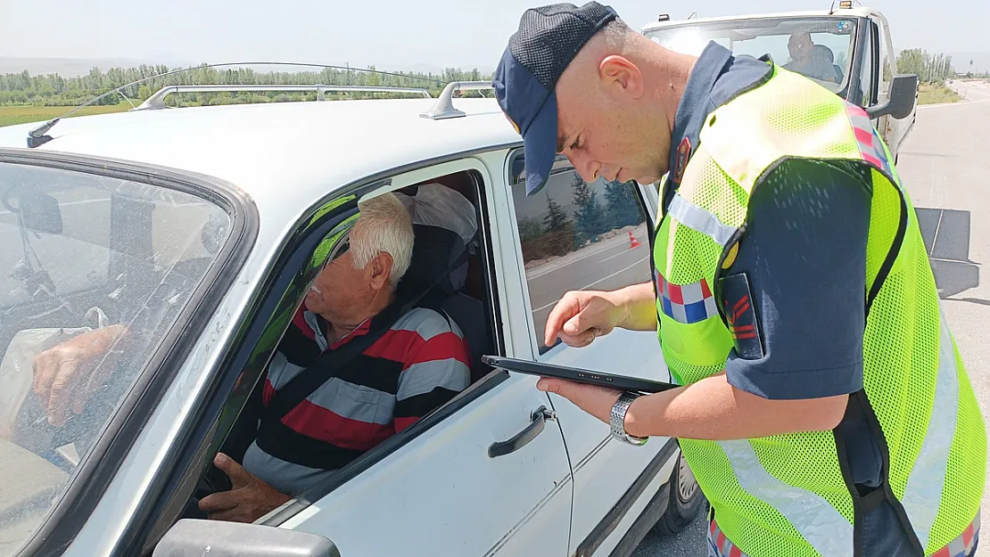 Şuhut'ta Canlı Hayvan Taşımacılığına Yönelik Denetim