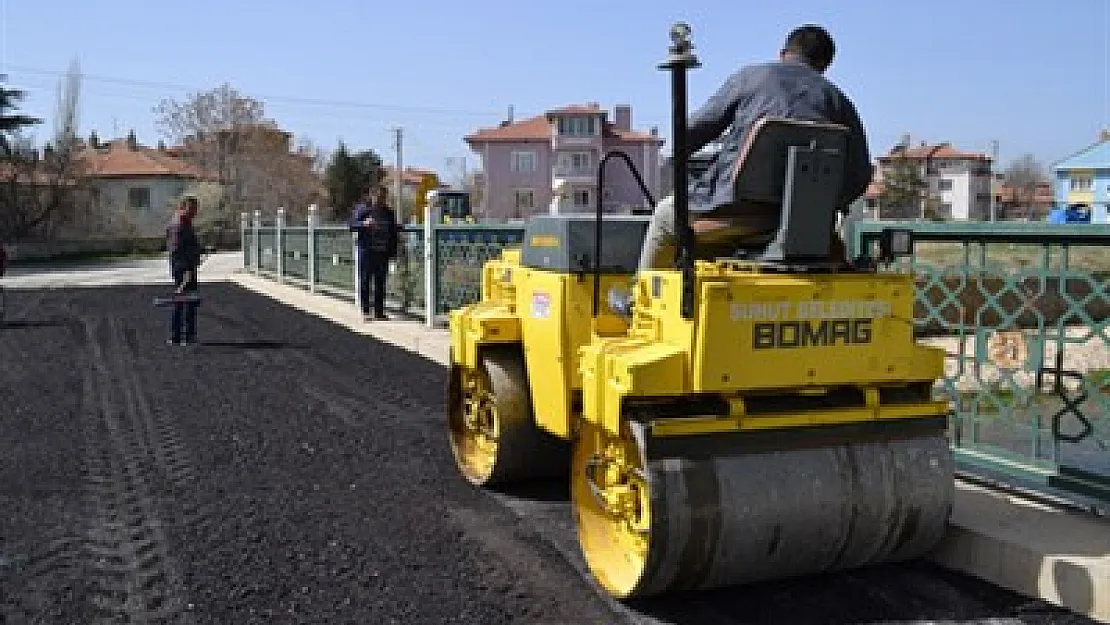 Şuhut'ta yollar onarılıyor – Kocatepe Gazetesi