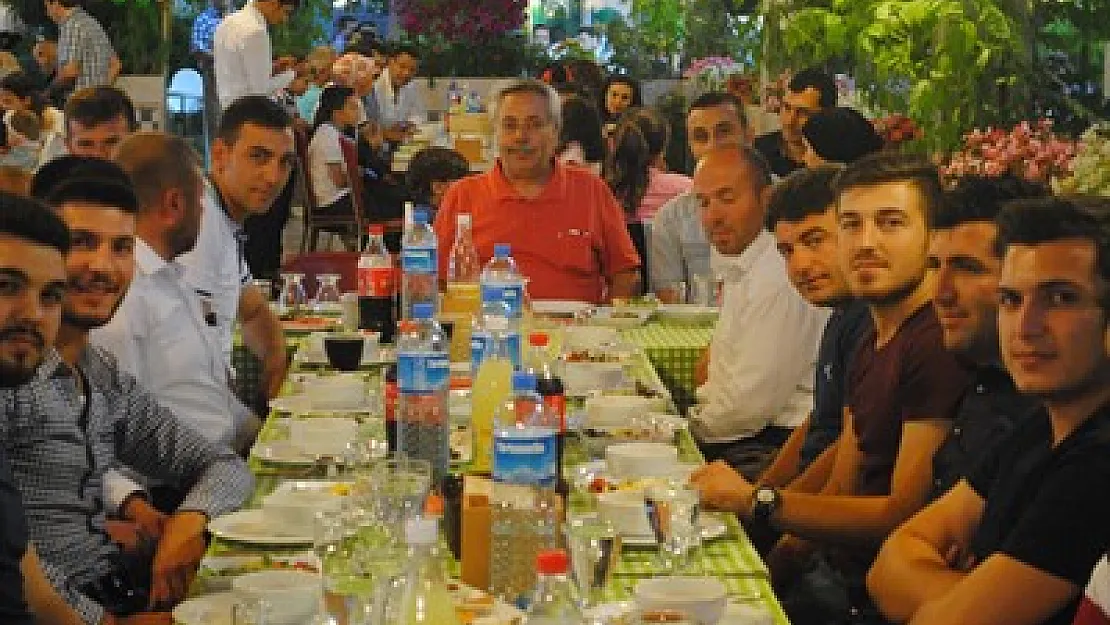 Susuz Belediyespor iftarda buluştu – Kocatepe Gazetesi