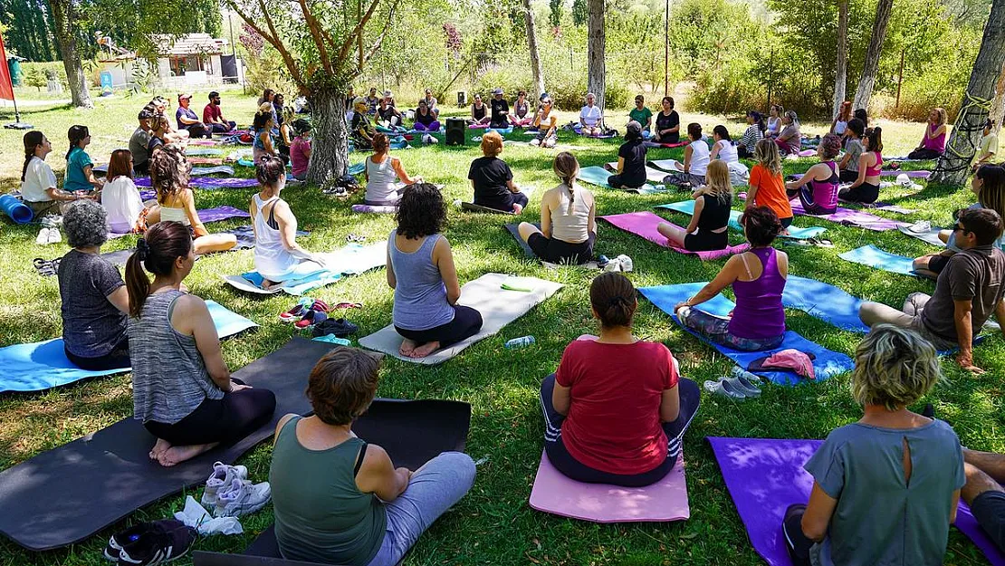 Tabiat içinde yoga ve sağlıklı beslenme kampı