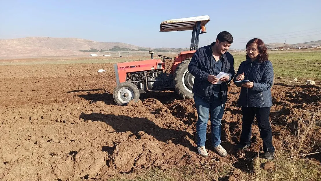 'Tarım Cebimde' uygulaması çiftçilere tanıtılıyor