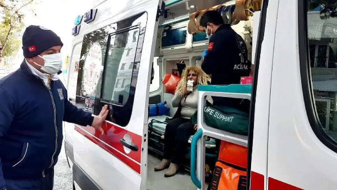 Tartıştığı karısını makasla yüzünden yaraladı