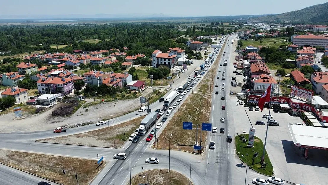 Tatilcilerin dönüş yoğunluğu başladı