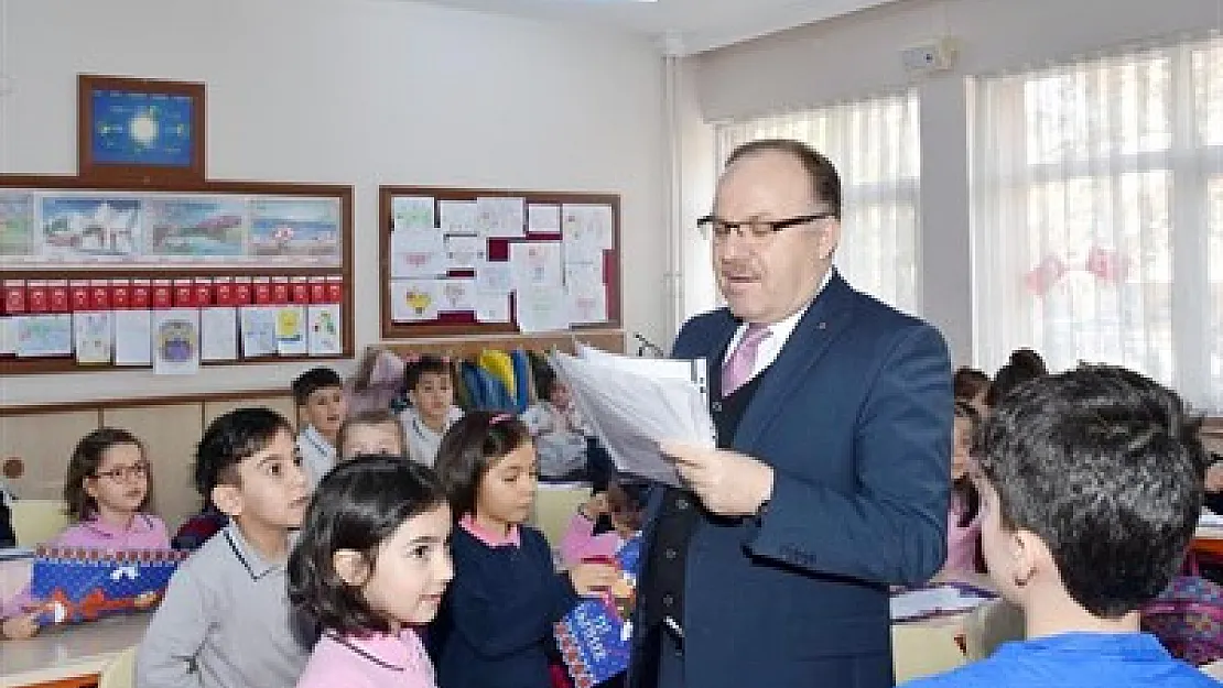 “Tatilde televizyondan uzak, kütüphaneye yakın olun”