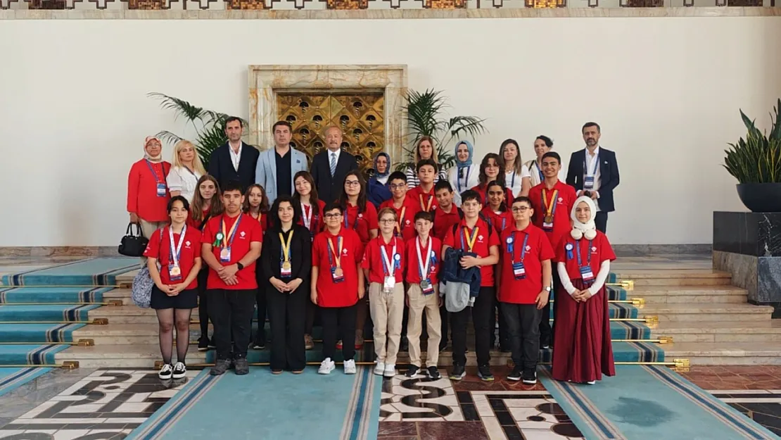 Taytak: Öğrencilerimizin Adımları Geleceğimiz İçin Umutlandırıyor