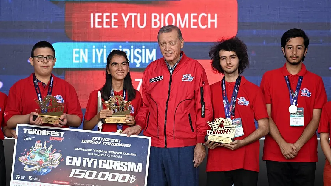 Teknofest yarışmasında Bozüyüklü üniversitesi öğrencisi 1’inci oldu