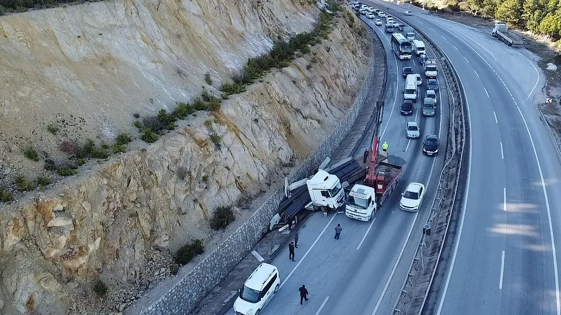 Tır Kaydı, Köroğlu Beli Kapandı