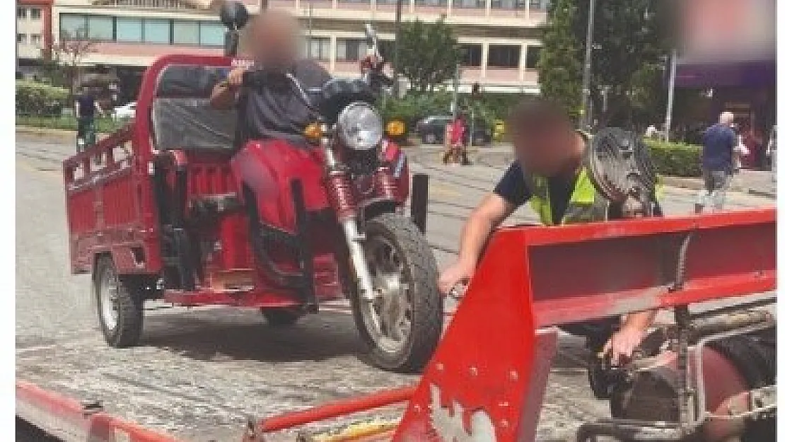 Trafiğe Kapalı Alana Giren 30 Sürücüye İşlem Uygulandı